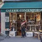 Amelie Poulain Studio In Heart Of Montmartre